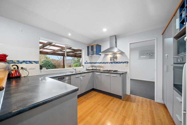 35 Croftview Road Wattle Downs_2