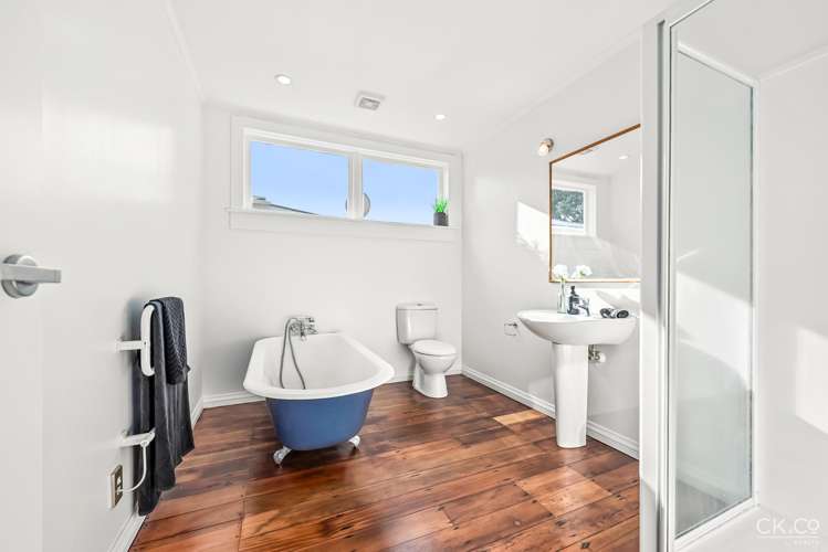 64 Bell Road Waiwhetu_15