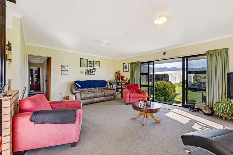 84 Loop Road East Takaka_7