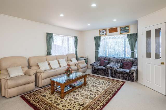 5a Waiwera Crescent Maupuia_2