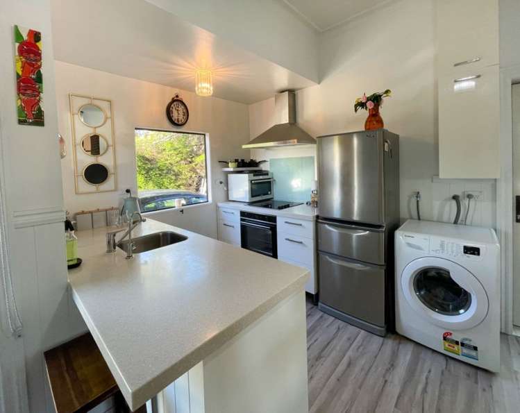 27 Lake View Street Waihola_9