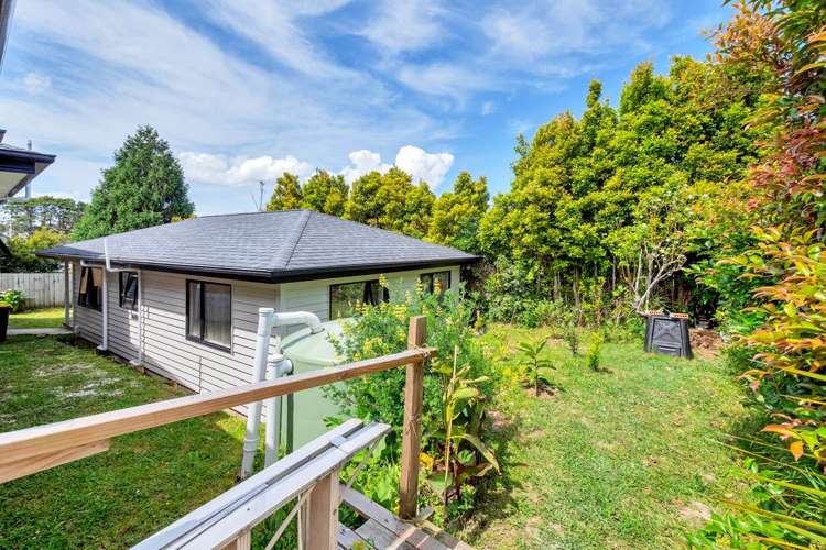 70d Glengarry Road Glen Eden_32