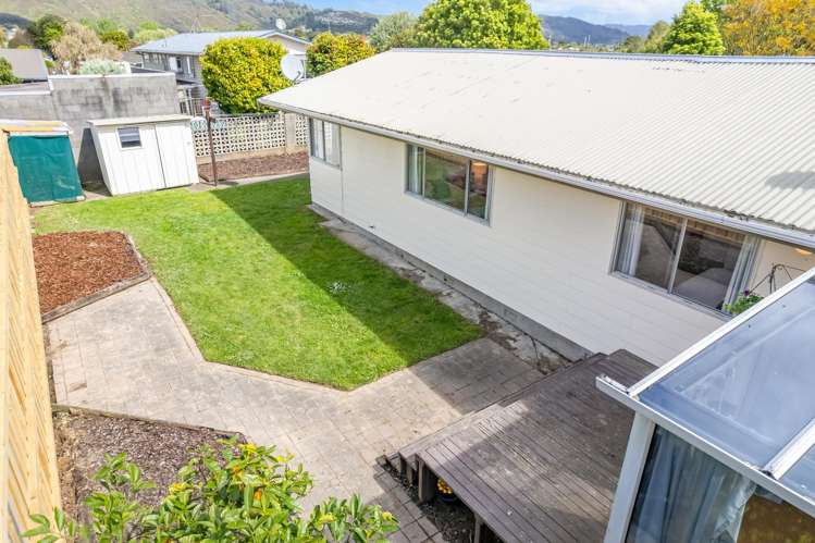 44 California Drive Totara Park_23