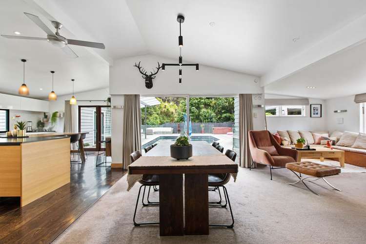 166 Godley Road Titirangi_14