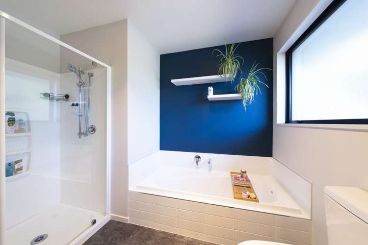 2/8 Hurst Place Parklands_12