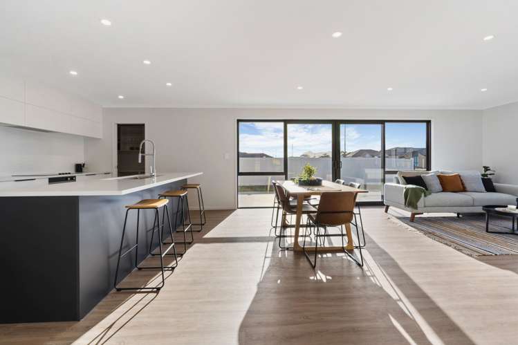 98 Kaurinui Crescent One Tree Point_10