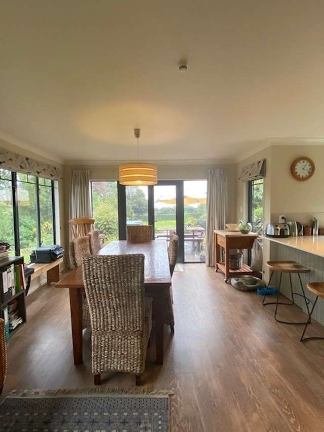 342 Hereford Rd 11554_3