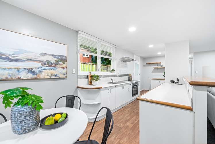 15 Elmslie Road Pinehaven_7