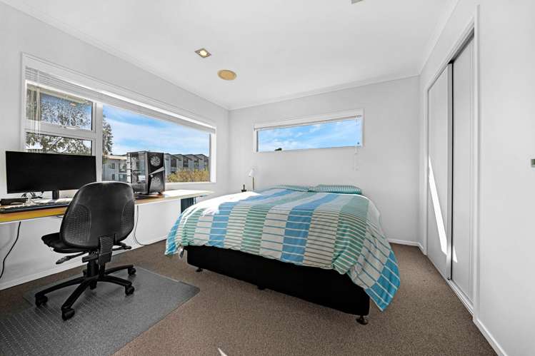 24 Aviano Close Flat Bush_17