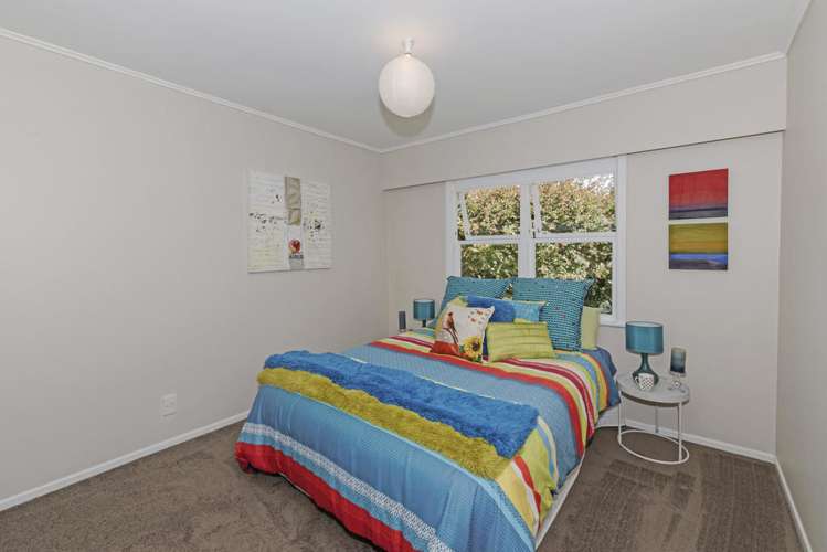 39 Sylvan Crescent Te Atatu South_10