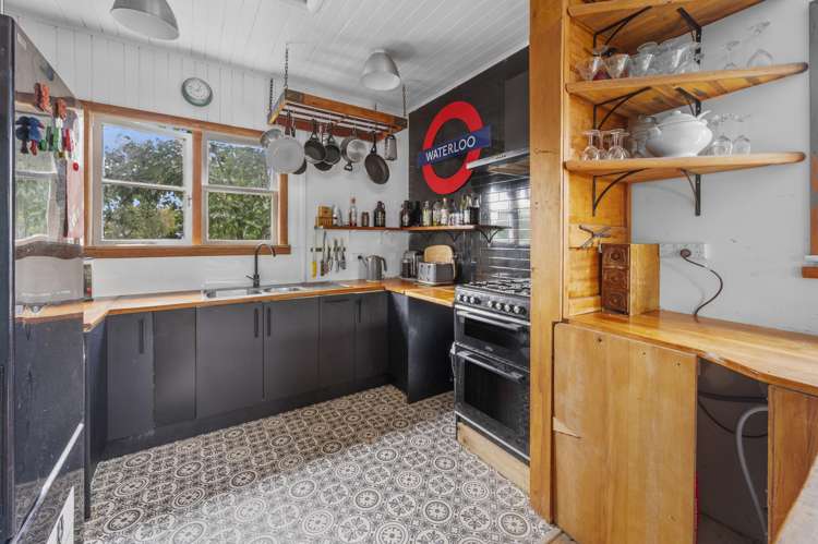 720 Kowhai Street Mahora_15