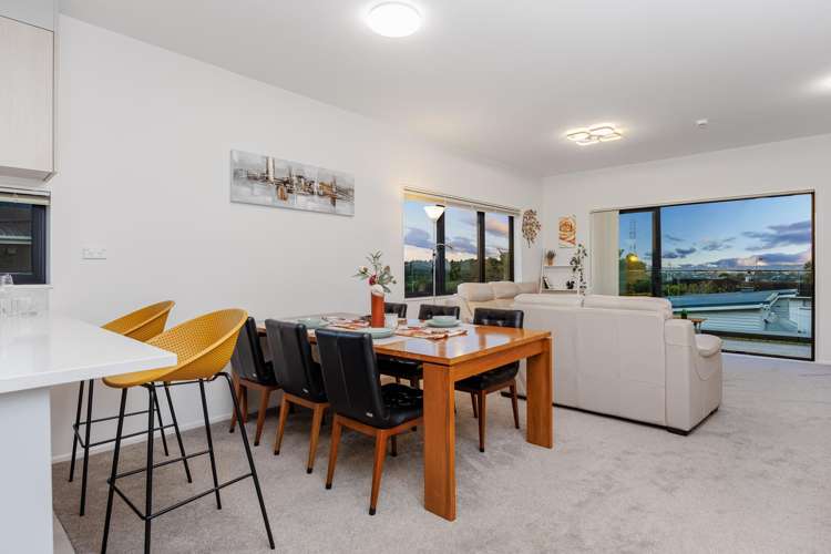 4/43A Waimumu Road Massey_5
