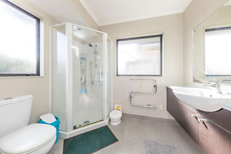 316 Ormiston Road Flat Bush_16