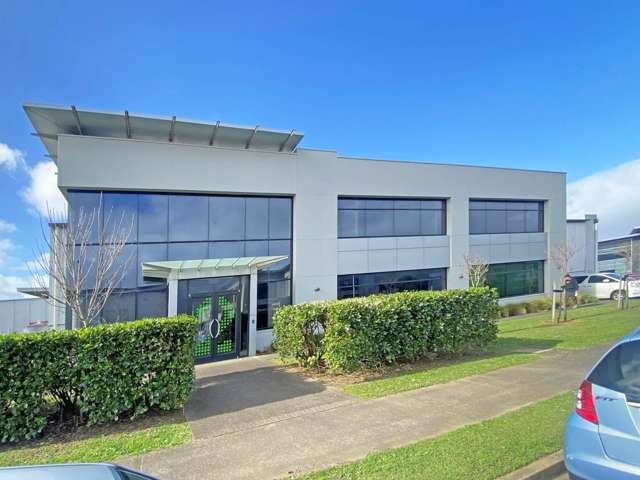 MODERN MT WELLINGTON OFFICE