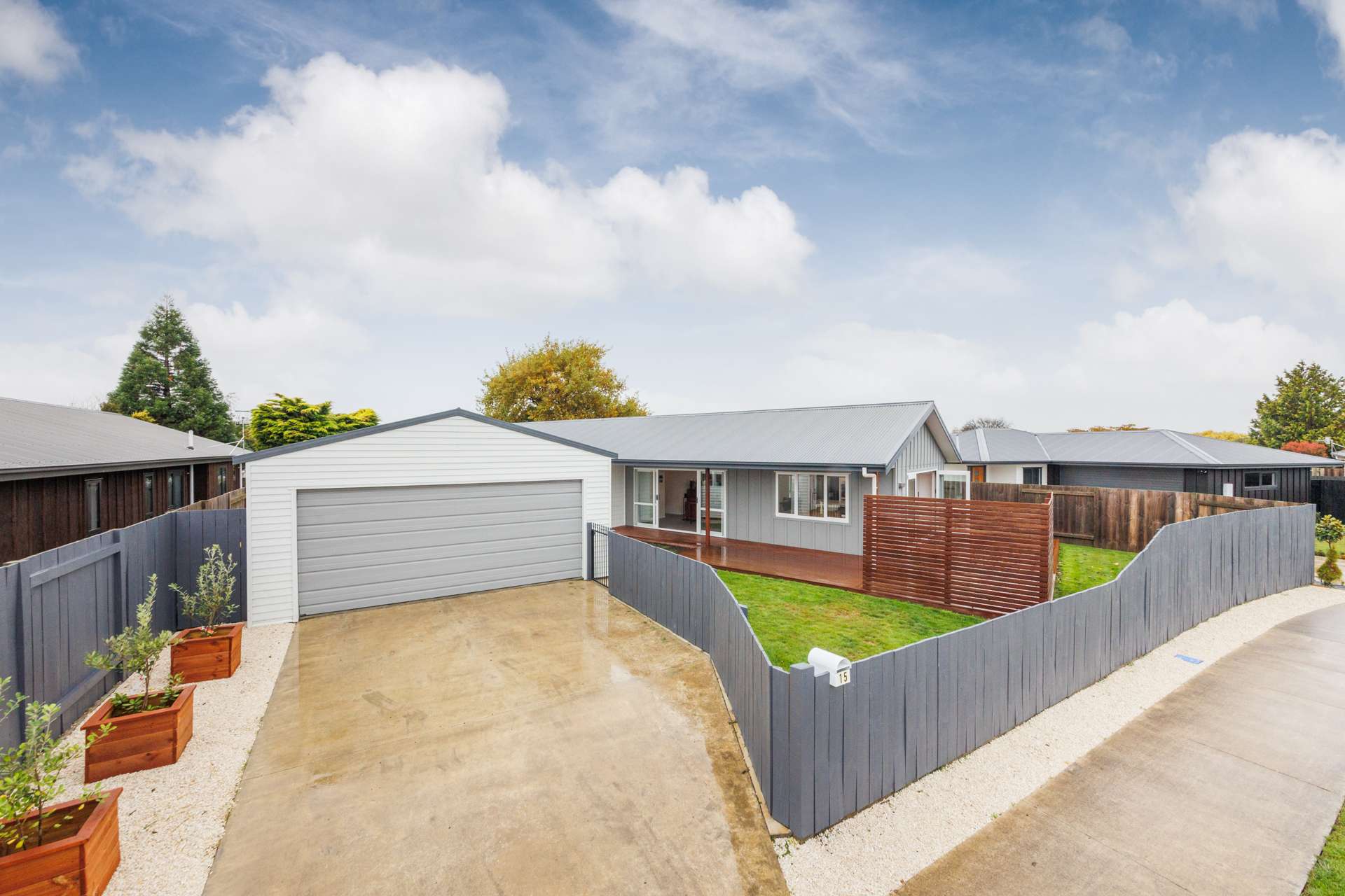 15 Wescombe Grove Feilding_0