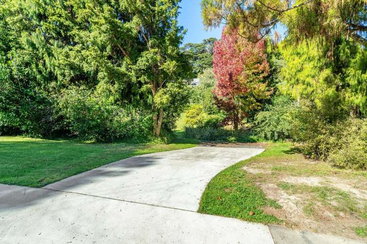 44A and 44B Chatsworth Road Silverstream_8