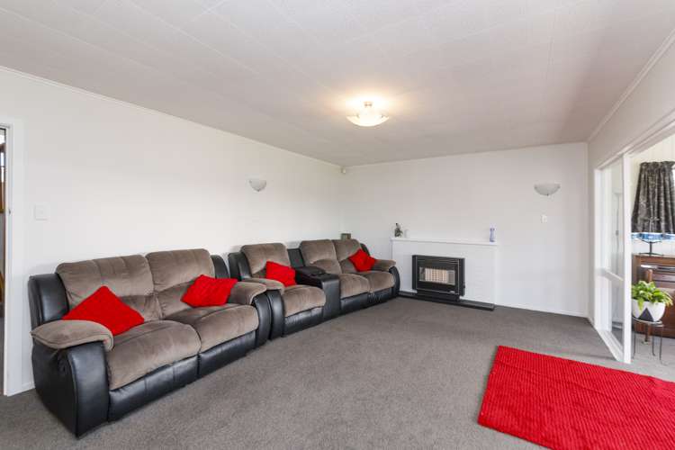 22 Fairview Avenue Feilding_12