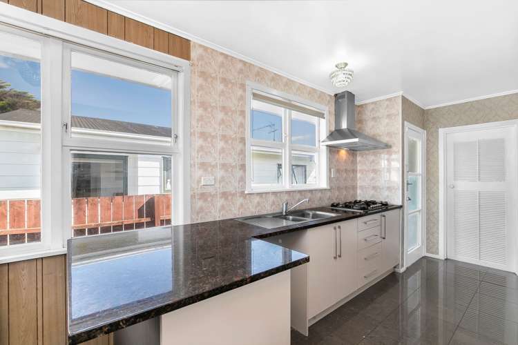 19 Garth Place Manurewa_3