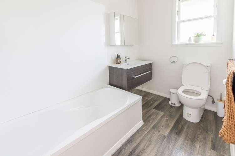 111 Normandale Road Normandale_12