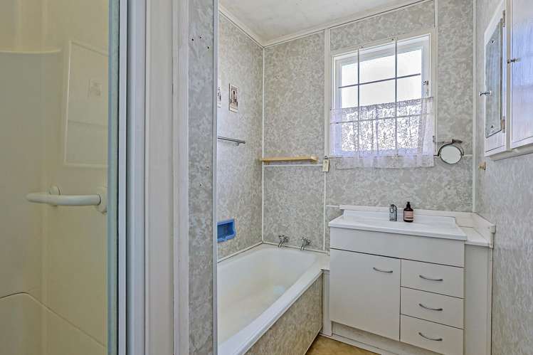 23 Upham Street Havelock North_13