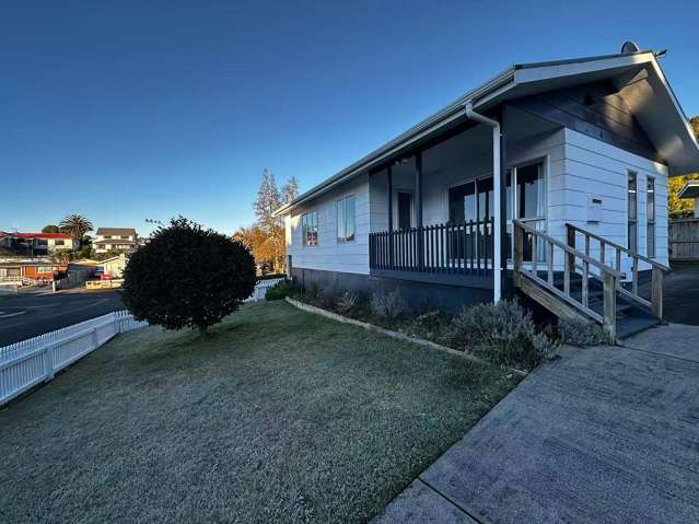 Dinsale 3 Bedroom for rent