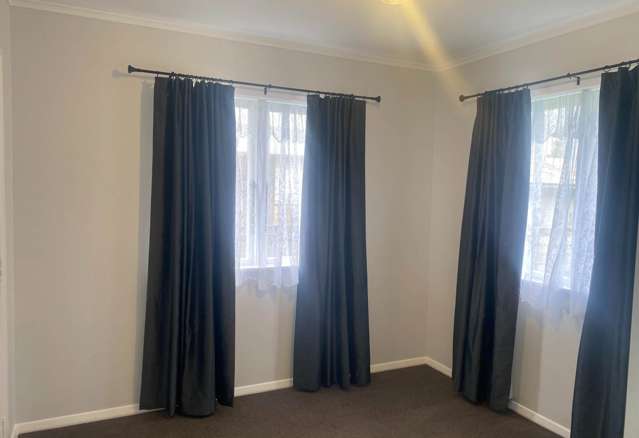 13 Sutton Crescent Papakura_4