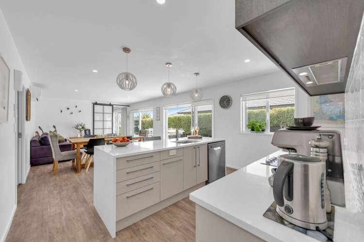 83 Seventh View Avenue Beachlands_12