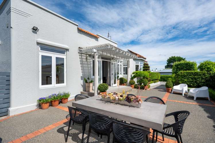 2 Busby Hill Havelock North_16