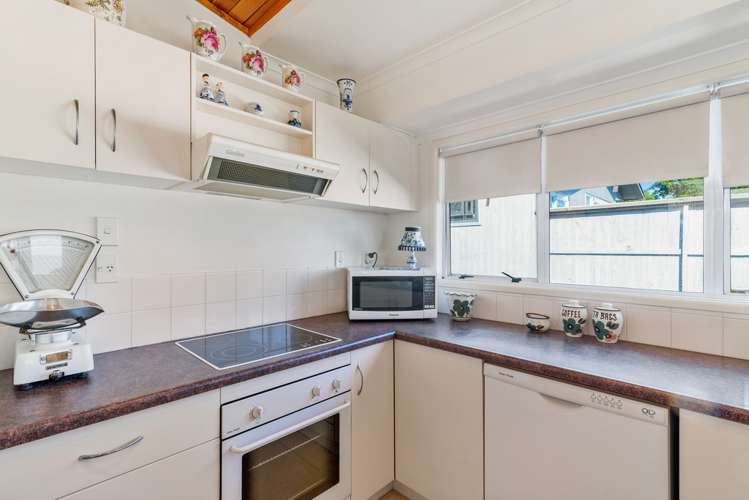 19b Lake Road Ohinemutu_8