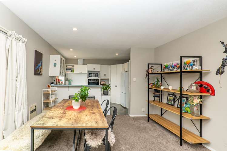 2/28a Staveley Street Avonhead_5