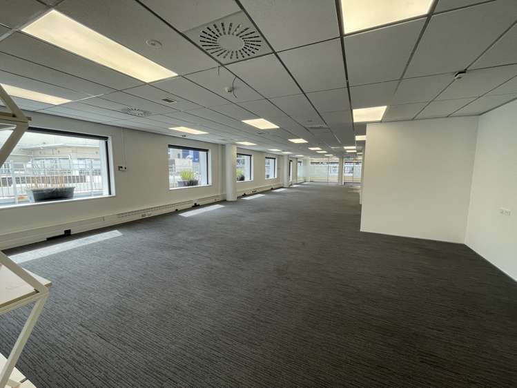 187 Broadway Newmarket_5