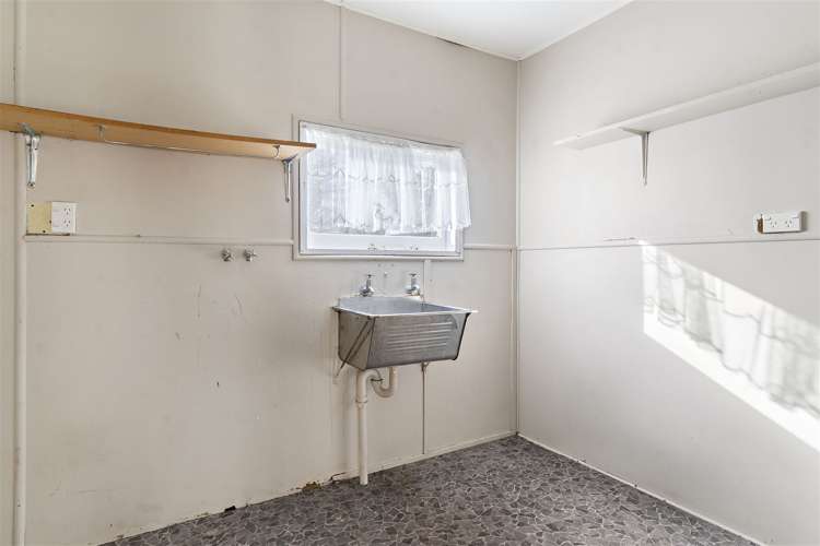 1 Hacker Street Masterton_16