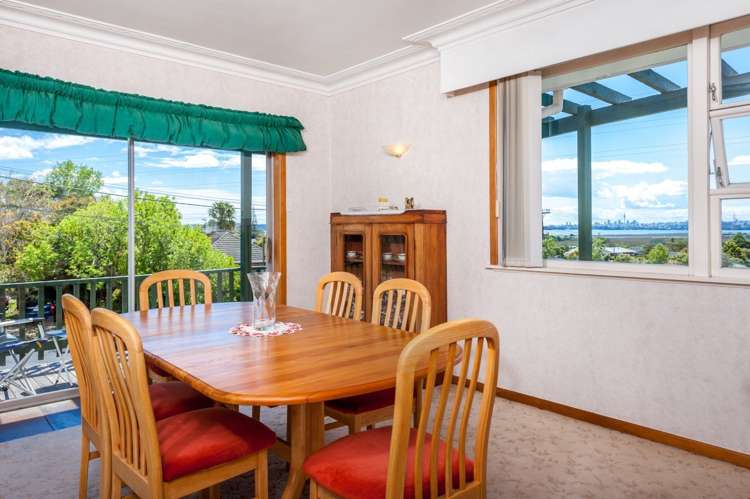 3 Wakeling Avenue Te Atatu South_6