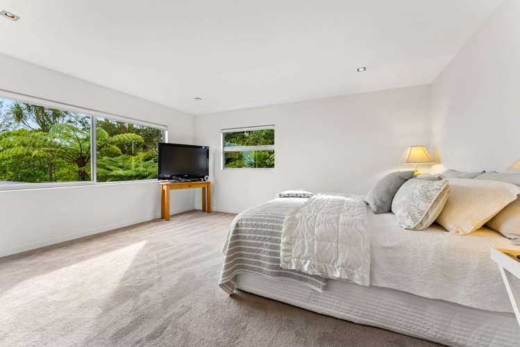 143 Attwood Road Paremoremo_19