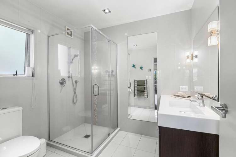 63 Athol Place Algies Bay_14