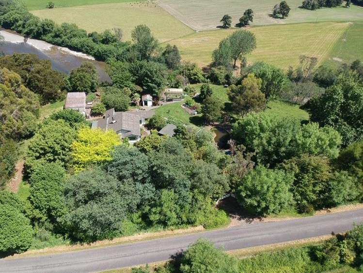 124 Awahou South Road Ashhurst_48