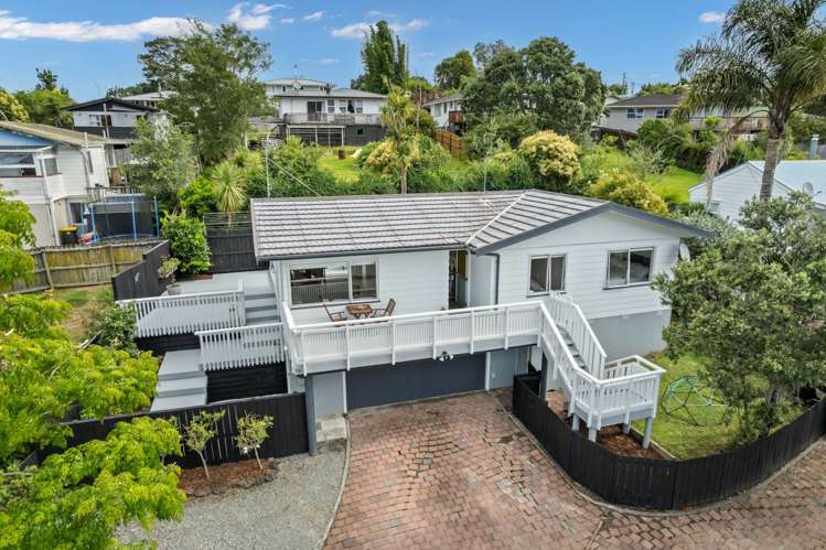 11 Alidade Place Massey_18