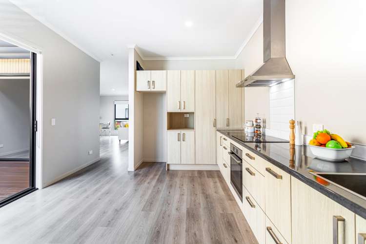 16 Kerewhenua Crescent Hobsonville_2