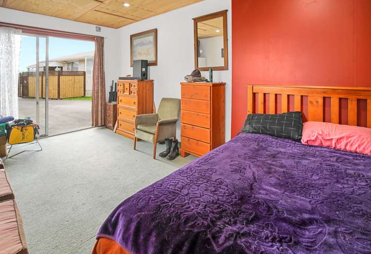 1/12 Cobham Crescent Stoke_19