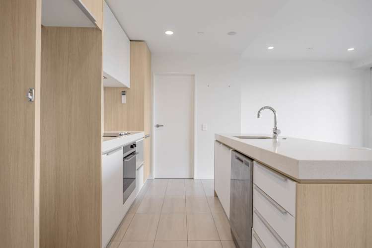 302/189 College Road_5