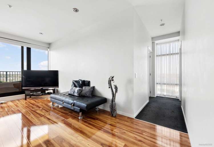 1402/20 Mccrae Way New Lynn_2
