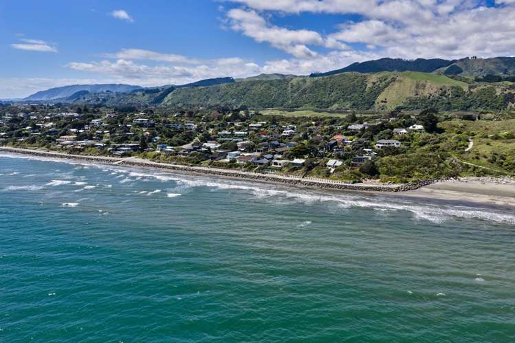 102 The Esplanade Raumati South_39