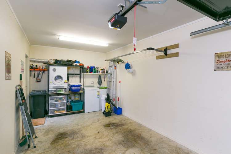 24 Futuna Close Karori_13