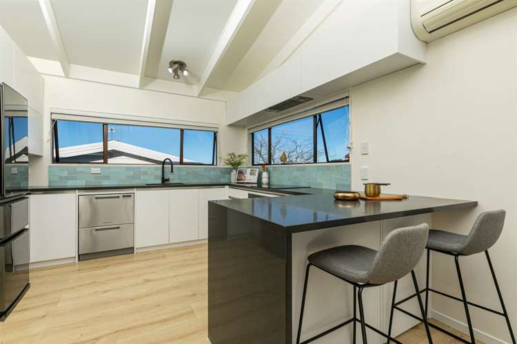 1/130 Golf Road Titirangi_14