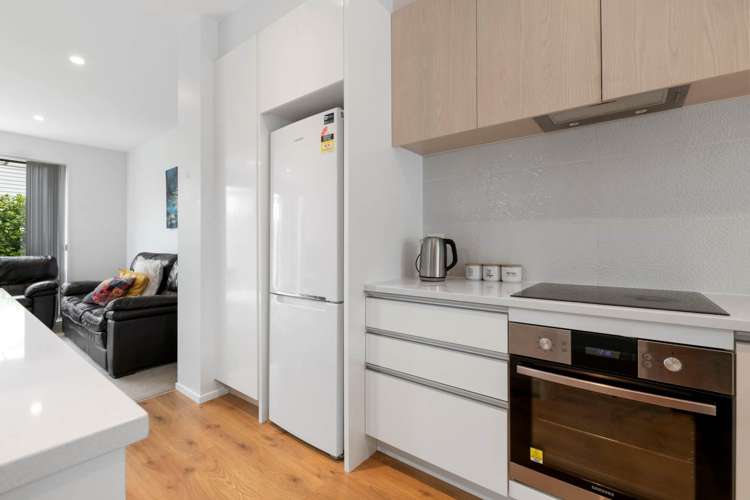 16 Sawyers Lane Silverdale_15