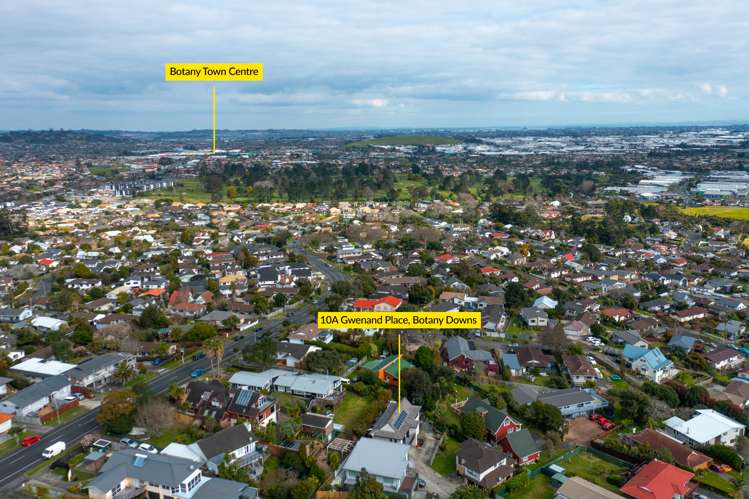 10a Gwenand Place Botany Downs_27