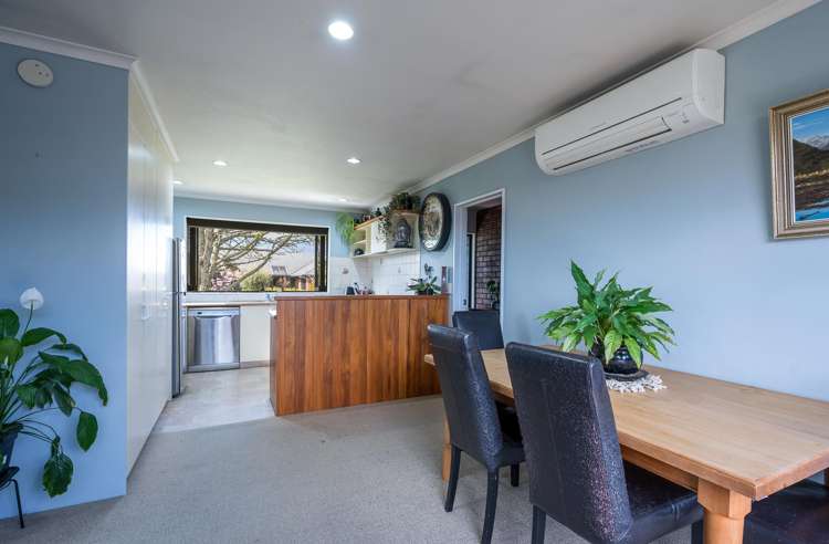 6 Saint James Avenue Richmond_9