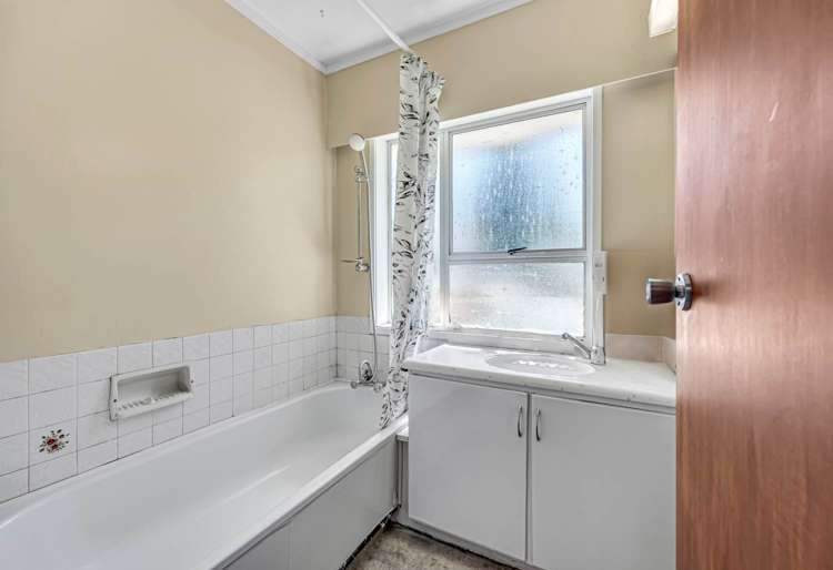 16 Bacot Place Howick_24