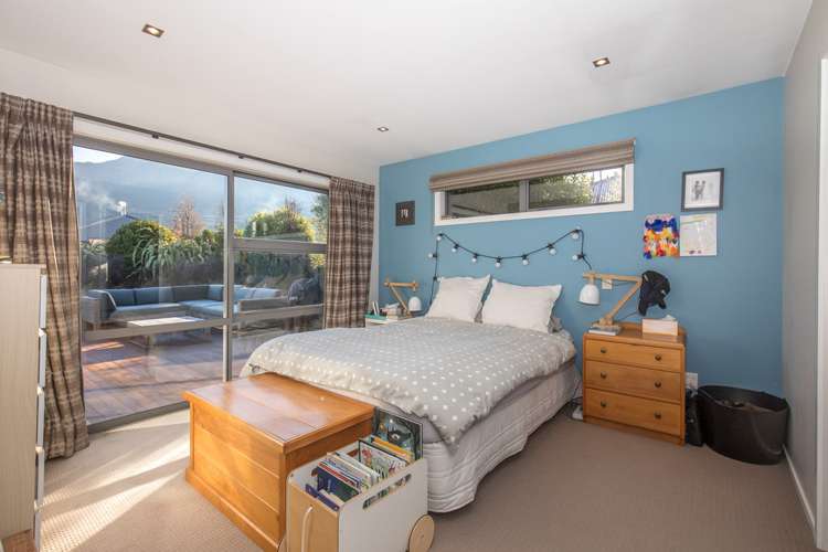 20 Bell Street Lake Hawea_11