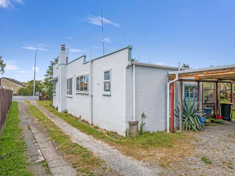 89A Ranolf Street Victoria_13